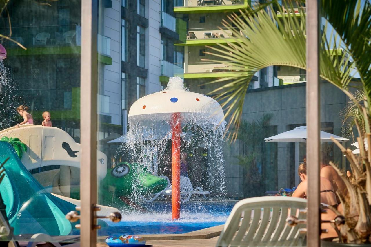 Dava Aparthotel Pool & Spa Mamaia Nord 那沃达利 外观 照片