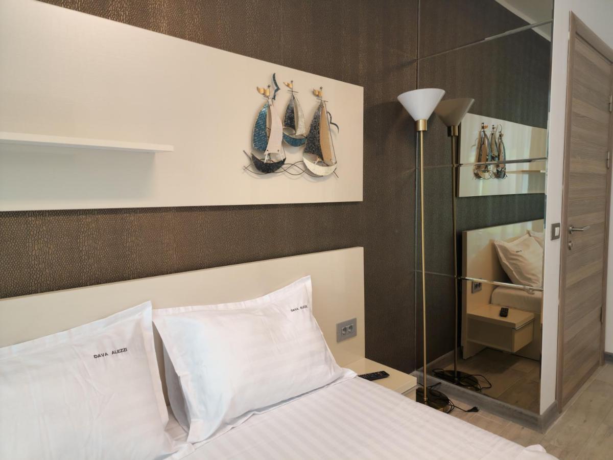 Dava Aparthotel Pool & Spa Mamaia Nord 那沃达利 外观 照片