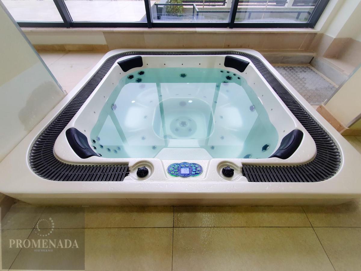 Dava Aparthotel Pool & Spa Mamaia Nord 那沃达利 外观 照片